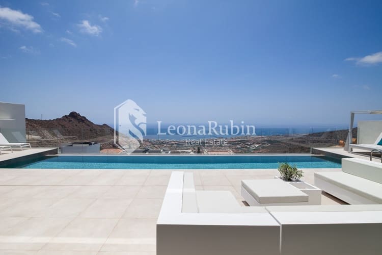 4 soveværelse Villa til salg i Roque del Conde med swimmingpool garage - € 2.995.000 (Ref: 9084405)