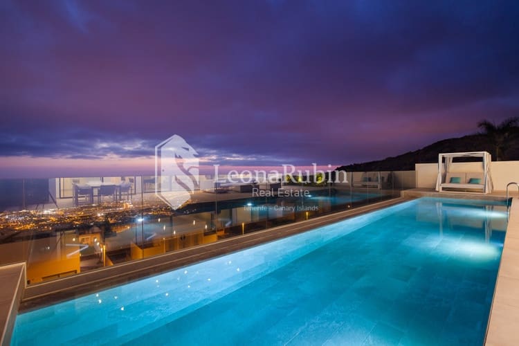 4 soveværelse Villa til salg i Roque del Conde med swimmingpool garage - € 2.995.000 (Ref: 9084405)