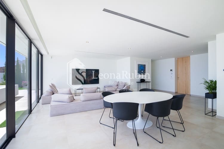 4 soveværelse Villa til salg i Roque del Conde med swimmingpool garage - € 2.995.000 (Ref: 9084405)