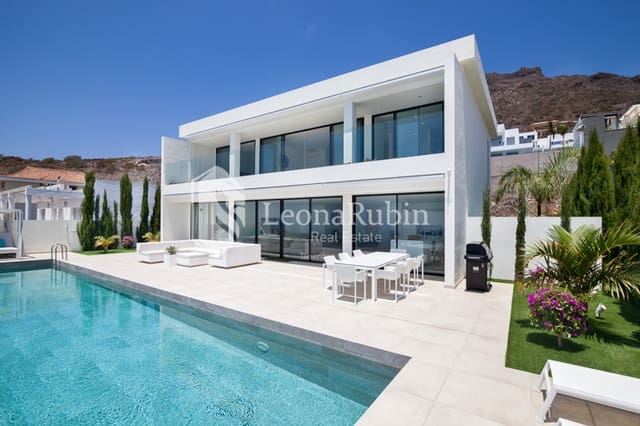 4 soveværelse Villa til salg i Roque del Conde, Adeje med swimmingpool garage - € 2.995.000 (Ref: 9084405)