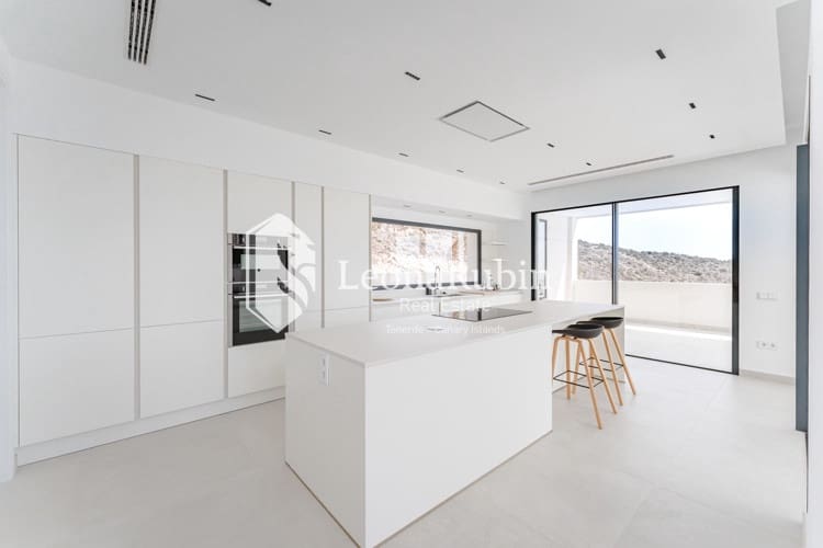 4 soveværelse Villa til salg i Roque del Conde med swimmingpool garage - € 2.775.000 (Ref: 9084408)