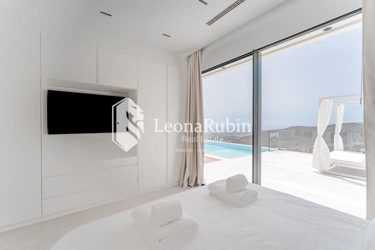 4 soveværelse Villa til salg i Roque del Conde med swimmingpool garage - € 2.775.000 (Ref: 9084408)