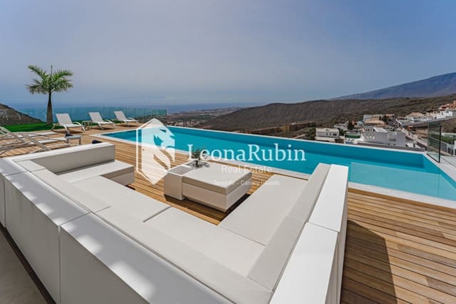 Chalet de 4 habitaciones en Roque del Conde, Adeje en venta con piscina garaje - 2.775.000 € (Ref: 9084408)