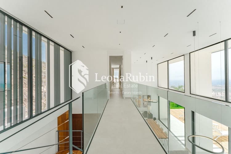 4 soveværelse Villa til salg i Roque del Conde med swimmingpool garage - € 2.775.000 (Ref: 9084408)