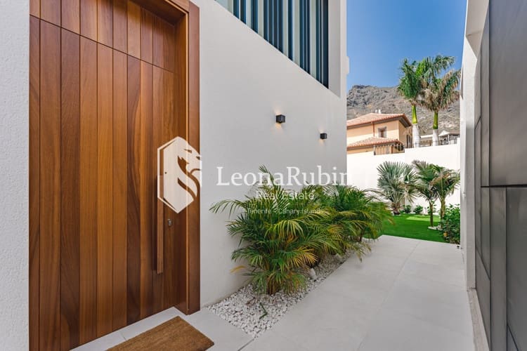 4 soveværelse Villa til salg i Roque del Conde med swimmingpool garage - € 2.775.000 (Ref: 9084408)