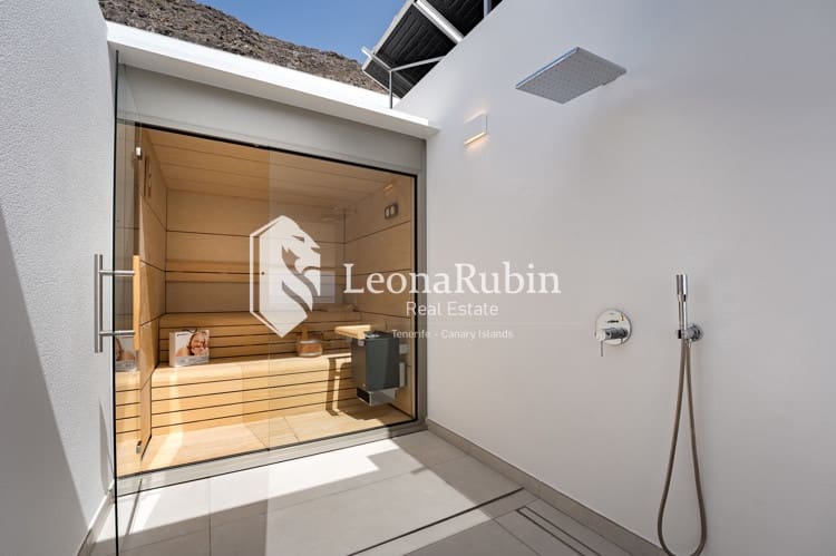 2 soveværelse Penthouse til salg i Los Gigantes med swimmingpool - € 1.345.000 (Ref: 9532740)