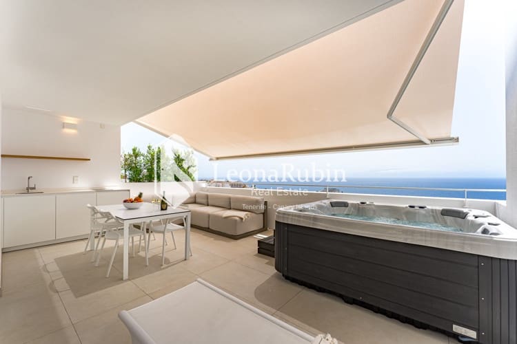 2 soveværelse Penthouse til salg i Los Gigantes med swimmingpool - € 1.345.000 (Ref: 9532740)