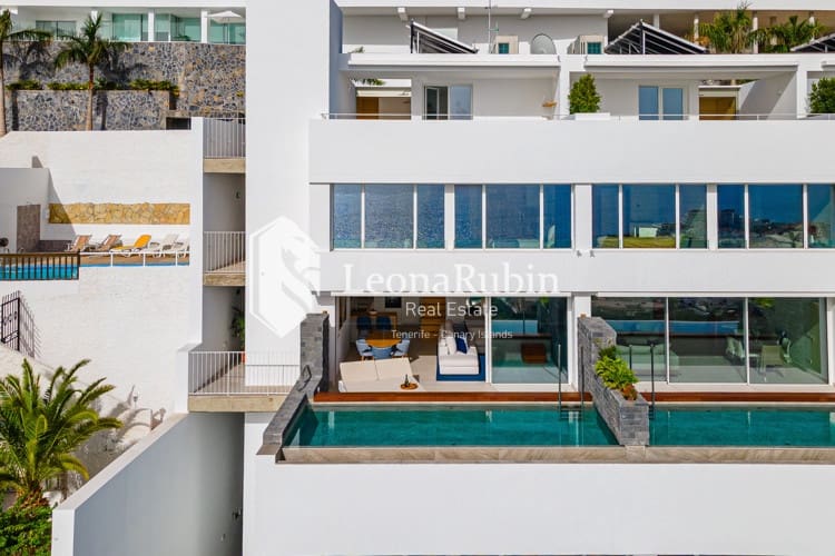 2 soveværelse Penthouse til salg i Los Gigantes med swimmingpool - € 1.345.000 (Ref: 9532740)