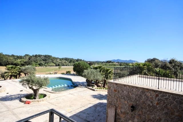 9 bedroom Villa for sale in Artà - € 3,000,000 (Ref: 8546442)