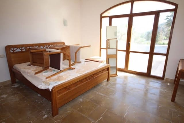 9 bedroom Villa for sale in Artà - € 3,000,000 (Ref: 8546442)