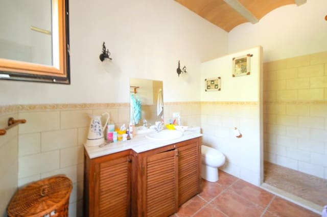 4 makuuhuone Maalaistalo myytävänä paikassa Manacor - 1 600 000 € (Ref: 8560490)