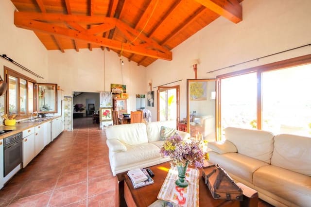 4 makuuhuone Maalaistalo myytävänä paikassa Manacor - 1 600 000 € (Ref: 8560490)