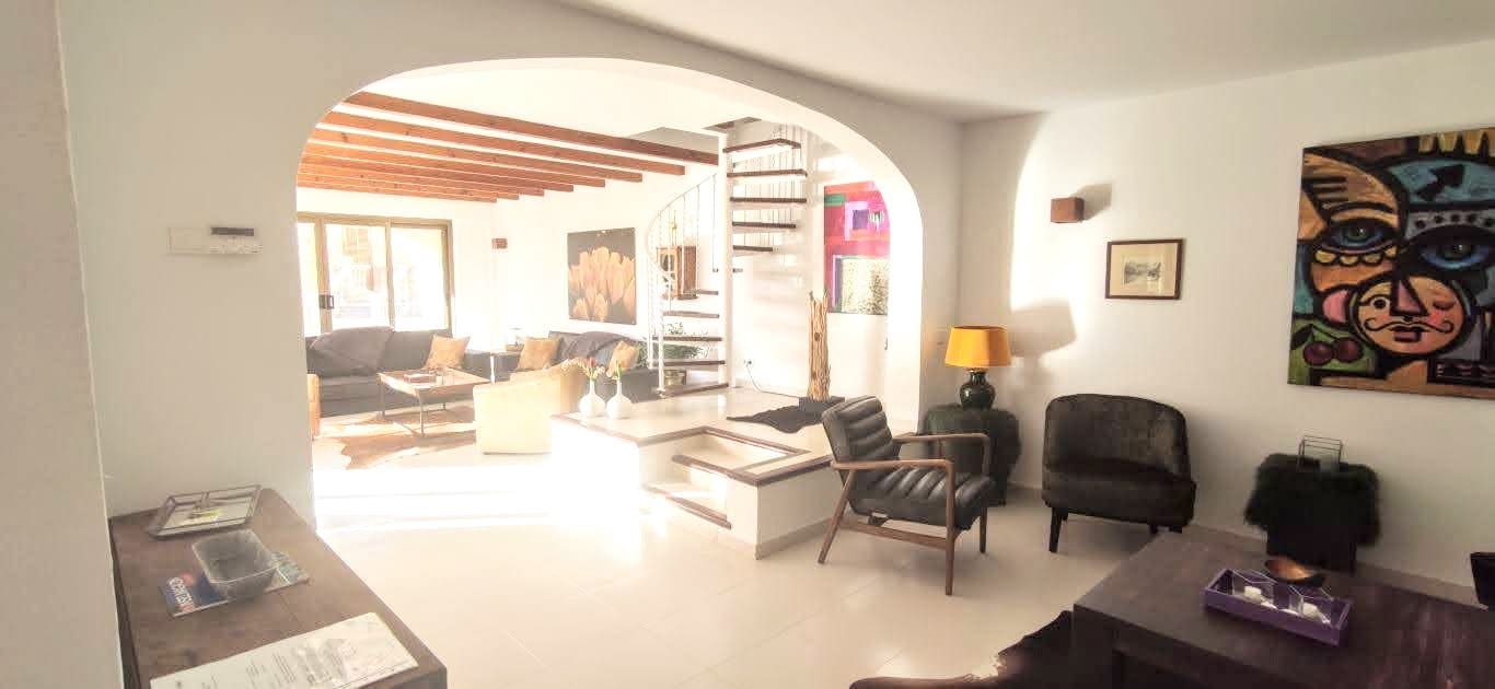6 slaapkamer Villa te koop in Cala Ratjada - € 2.200.000 (Ref: 8598587)