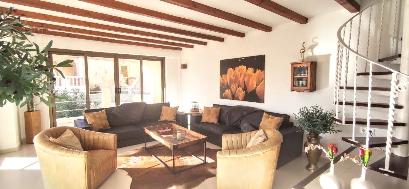 6 slaapkamer Villa te koop in Cala Ratjada - € 2.200.000 (Ref: 8598587)