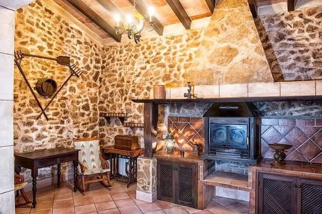 4 soverom Finca/Herregård til salgs i Sant Llorenç des Cardassar - € 715 000 (Ref: 8846079)