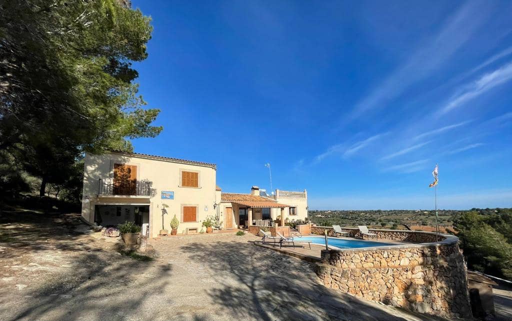 4 soveværelse Finca/Landehus til salg i Calas de Mallorca - € 1.499.000 (Ref: 8971806)