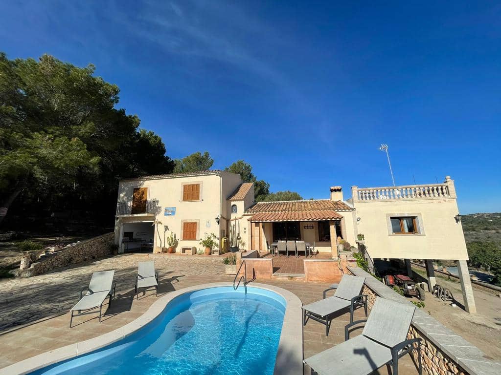 4 soveværelse Finca/Landehus til salg i Calas de Mallorca - € 1.499.000 (Ref: 8971806)