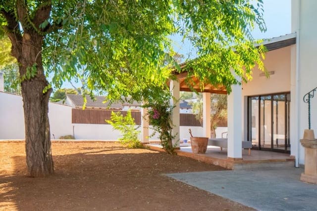 7 quarto Moradia para venda em Cala Millor, Son Servera com garagem - 900 000 € (Ref: 9523532)