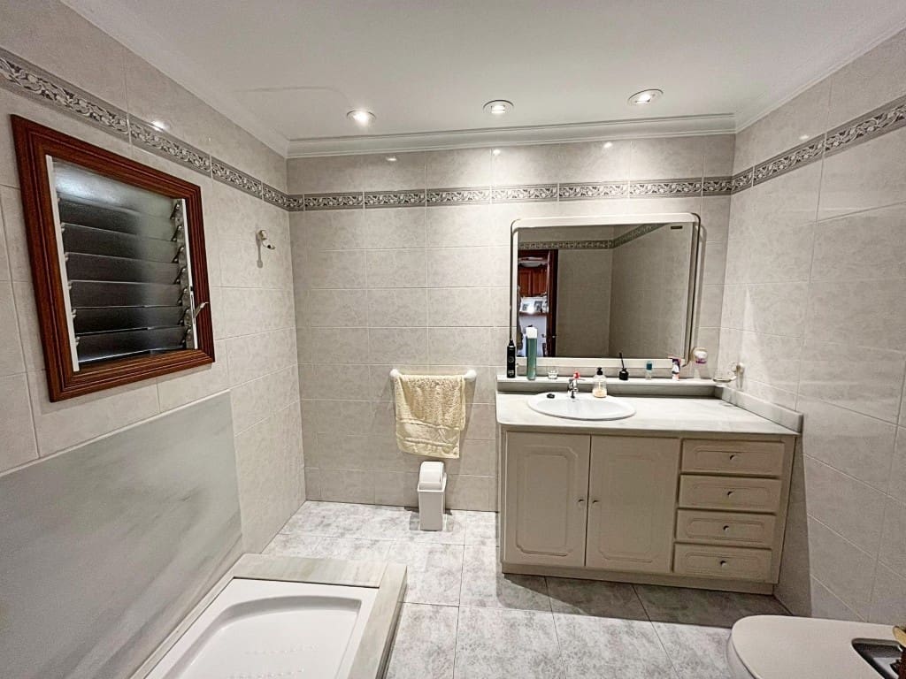 4 soverom Rekkehus til salgs i Sant Llorenc des Cardassar med garasje - € 850 000 (Ref: 9525734)