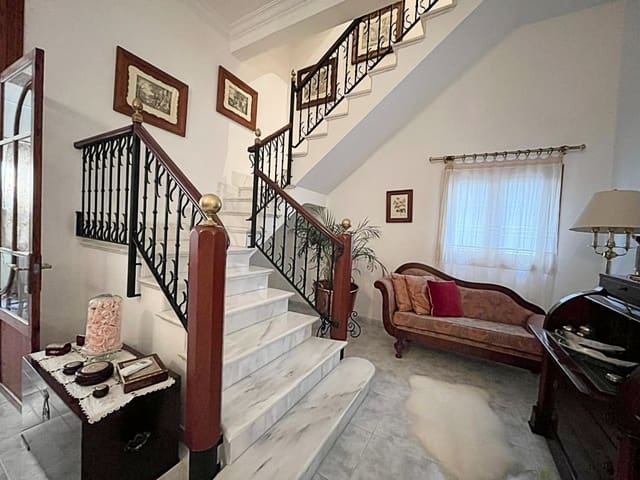 4 soverom Rekkehus til salgs i Sant Llorenç des Cardassar med garasje - € 850 000 (Ref: 9525734)