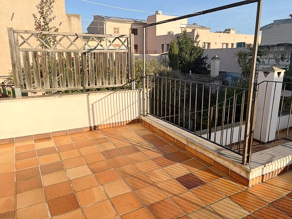 4 soverom Rekkehus til salgs i Sant Llorenc des Cardassar med garasje - € 850 000 (Ref: 9525734)