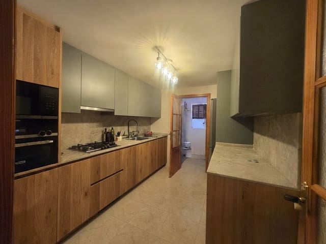 Piso de 3 habitaciones en Cala Ratjada, Capdepera en venta con garaje - 345.000 € (Ref: 10007099)
