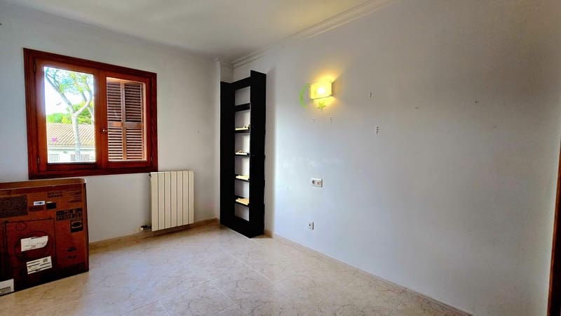 Piso de 3 habitaciones en Cala Ratjada en venta con garaje - 345.000 € (Ref: 10007099)