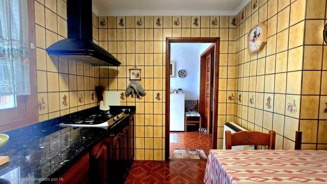 4 quarto Moradia em Banda para venda em Cala Ratjada, Capdepera com garagem - 489 000 € (Ref: 10032446)