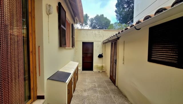 4 quarto Moradia em Banda para venda em Cala Ratjada, Capdepera com garagem - 489 000 € (Ref: 10032446)