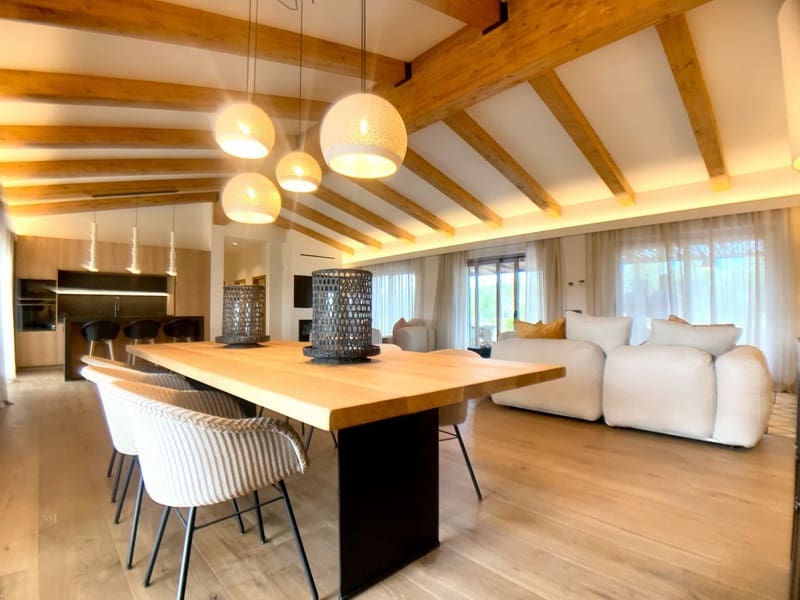 3 sovrum Finca/Hus på landet till salu i Cala Ratjada med pool garage - 2 850 000 € (Ref: 10045686)