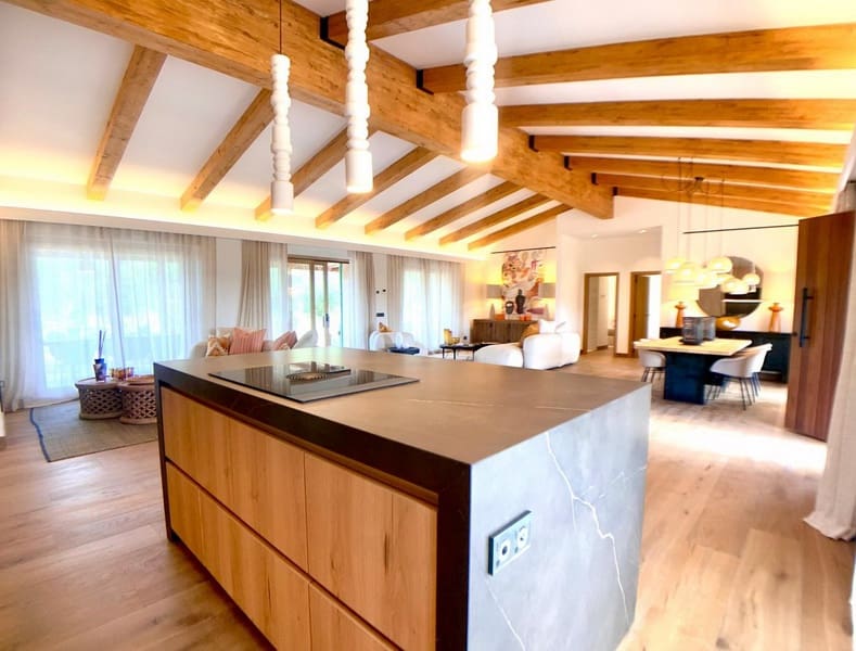 3 sovrum Finca/Hus på landet till salu i Cala Ratjada med pool garage - 2 850 000 € (Ref: 10045686)