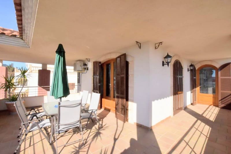 4 soverom Villa til salgs i Cala Ratjada med svømmebasseng garasje - € 1 100 000 (Ref: 7662345)