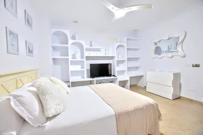 4 soverom Villa til salgs i Cala Ratjada med svømmebasseng garasje - € 1 100 000 (Ref: 7662345)