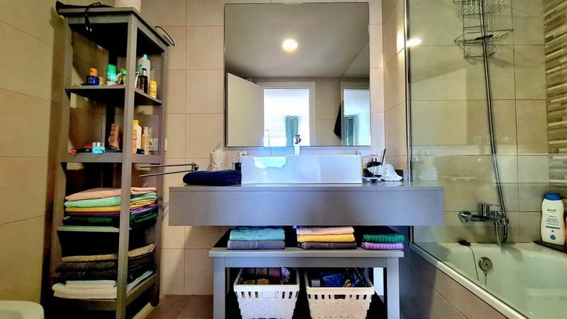 2 soveværelse Lejlighed til salg i Cala Ratjada med swimmingpool garage - € 355.000 (Ref: 8043813)