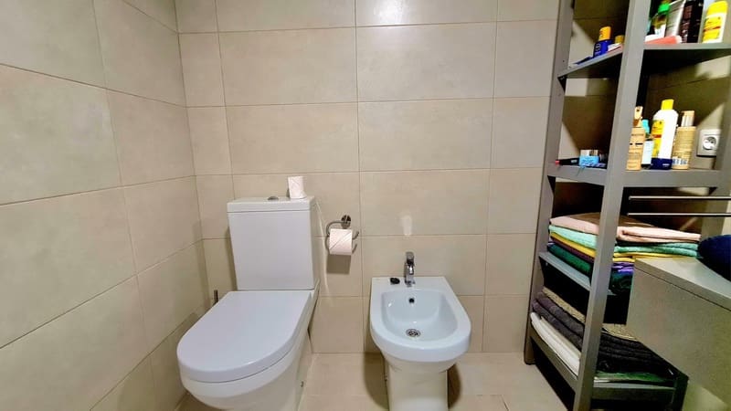 2 soveværelse Lejlighed til salg i Cala Ratjada med swimmingpool garage - € 355.000 (Ref: 8043813)