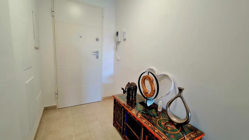 2 soveværelse Lejlighed til salg i Cala Ratjada med swimmingpool garage - € 355.000 (Ref: 8043813)