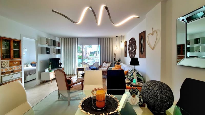 2 soveværelse Lejlighed til salg i Cala Ratjada med swimmingpool garage - € 355.000 (Ref: 8043813)