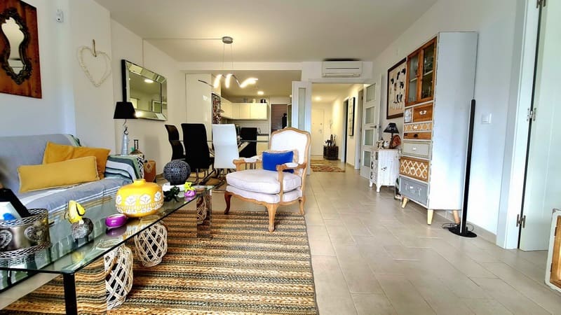 2 soveværelse Lejlighed til salg i Cala Ratjada med swimmingpool garage - € 355.000 (Ref: 8043813)