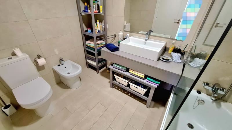 2 soveværelse Lejlighed til salg i Cala Ratjada med swimmingpool garage - € 355.000 (Ref: 8043813)