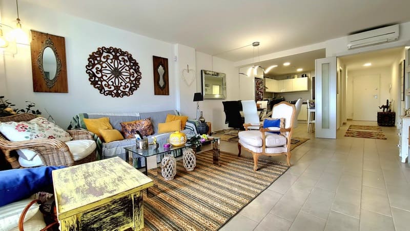 2 soveværelse Lejlighed til salg i Cala Ratjada med swimmingpool garage - € 355.000 (Ref: 8043813)