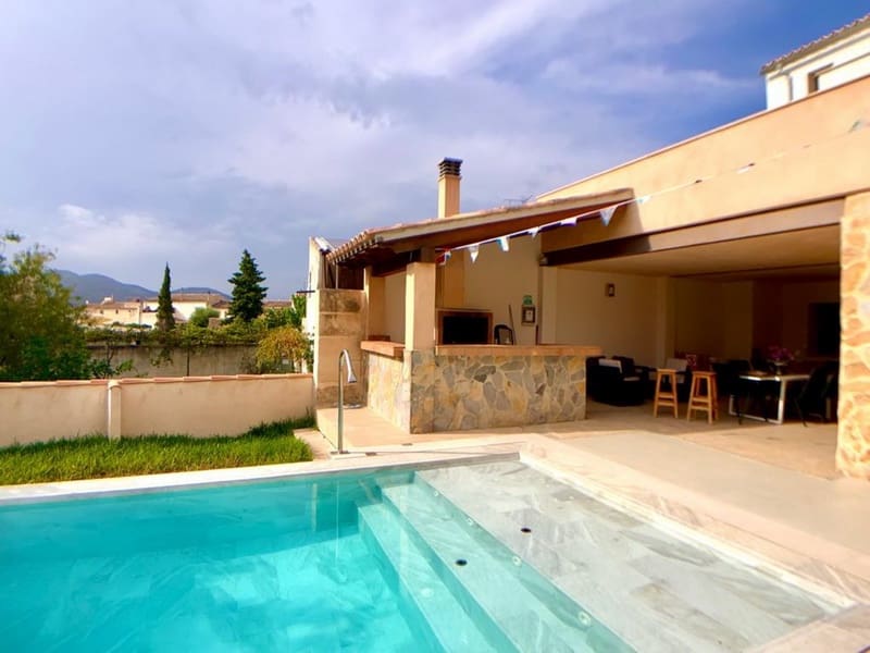 4 soveværelse Byhus til salg i Capdepera med garage - € 1.080.000 (Ref: 8254330)