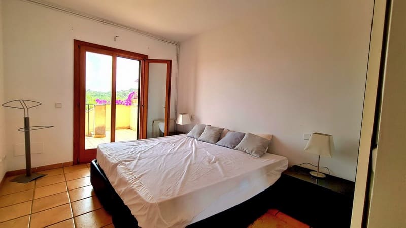 2 soveværelse Lejlighed til salg i Font de Sa Cala / Font de La Cala med swimmingpool - € 489.000 (Ref: 8383955)