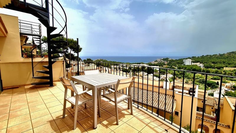2 soveværelse Lejlighed til salg i Font de Sa Cala / Font de La Cala med swimmingpool - € 489.000 (Ref: 8383955)