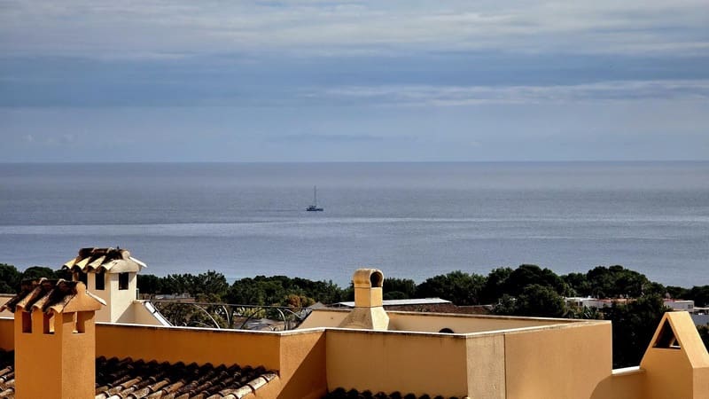 2 makuuhuone Asunto myytävänä paikassa Font de Sa Cala / Font de La Cala mukana uima-altaan 
autotalli - 490 000 € (Ref: 8813529)