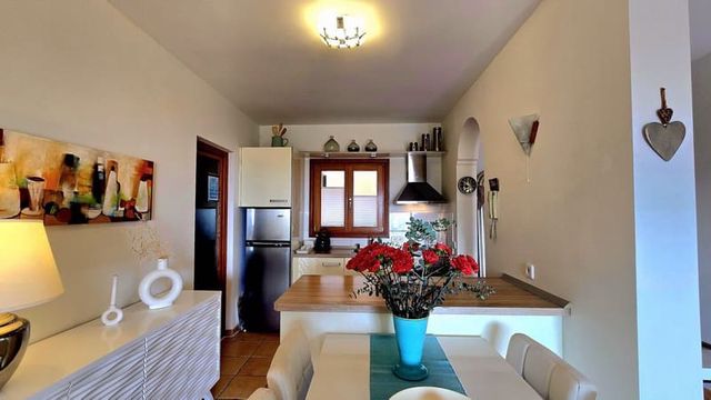 2 makuuhuone Asunto myytävänä paikassa Font de Sa Cala / Font de La Cala, Capdepera mukana uima-altaan 
autotalli - 490 000 € (Ref: 8813529)