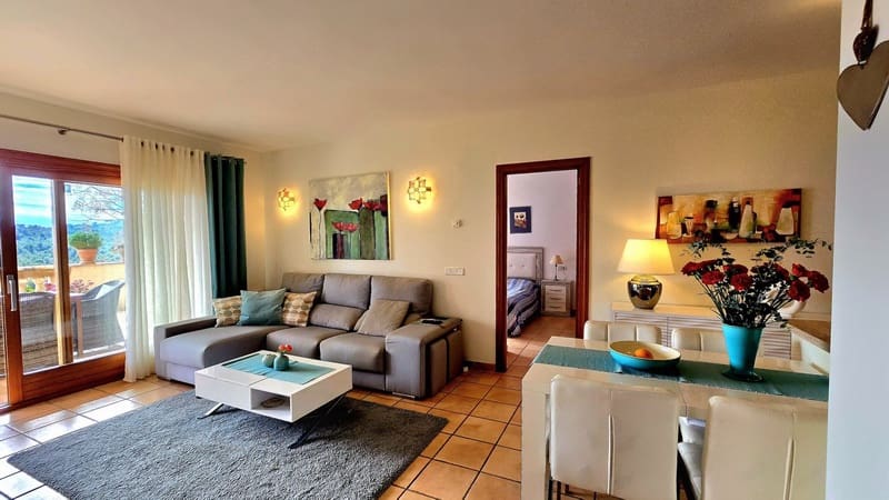 2 makuuhuone Asunto myytävänä paikassa Font de Sa Cala / Font de La Cala mukana uima-altaan 
autotalli - 490 000 € (Ref: 8813529)