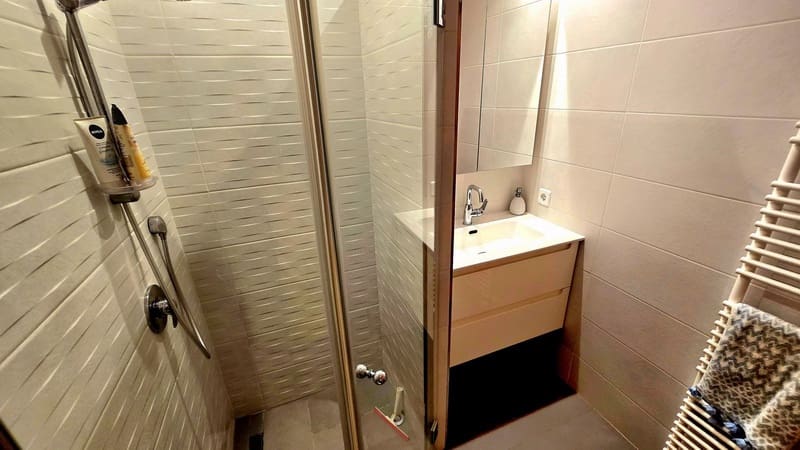 2 makuuhuone Asunto myytävänä paikassa Font de Sa Cala / Font de La Cala mukana uima-altaan 
autotalli - 490 000 € (Ref: 8813529)