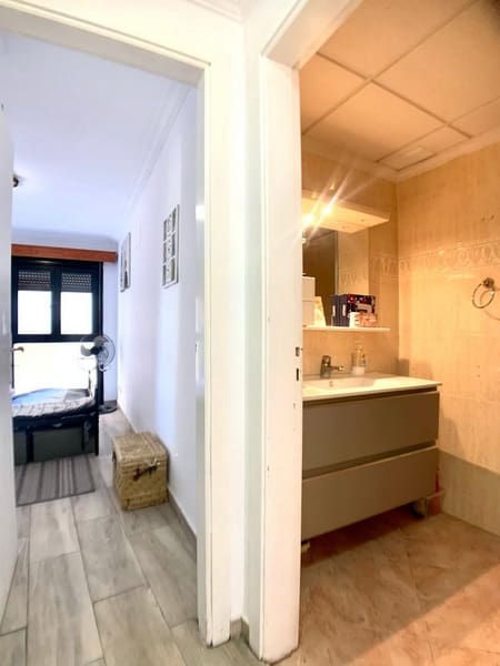 3 soveværelse Lejlighed til salg i Cala Ratjada med garage - € 299.000 (Ref: 8911432)