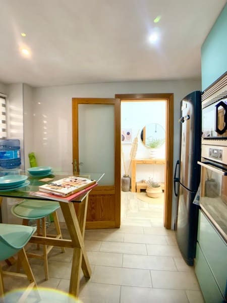 3 soveværelse Lejlighed til salg i Cala Ratjada med garage - € 299.000 (Ref: 8911432)