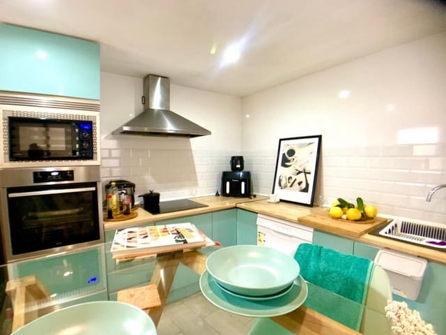 Piso de 3 habitaciones en Cala Ratjada, Capdepera en venta con garaje - 299.000 € (Ref: 8911432)